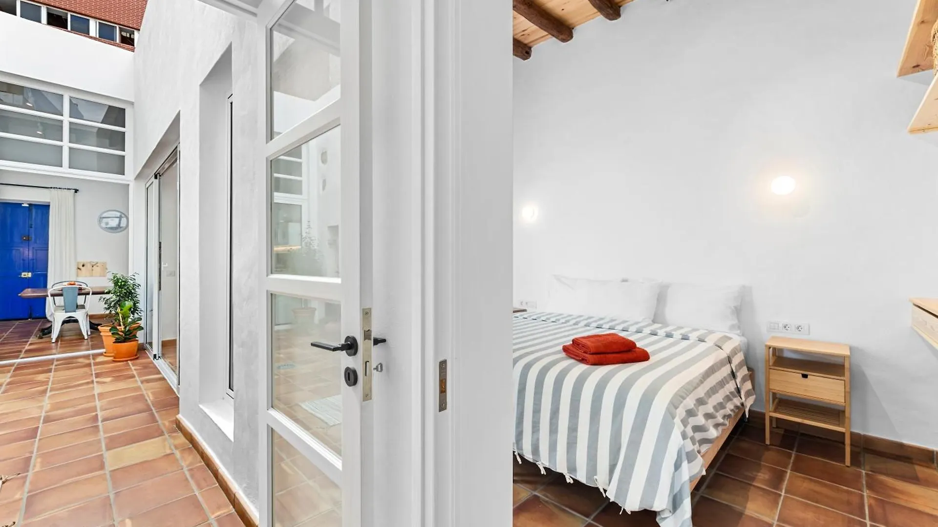 Luxury House Grand Central Arrecife  Holiday home