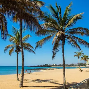 Casa Juana A 50 Metros La Playa Del Reducto Y Wifi Free Сasa de vacaciones